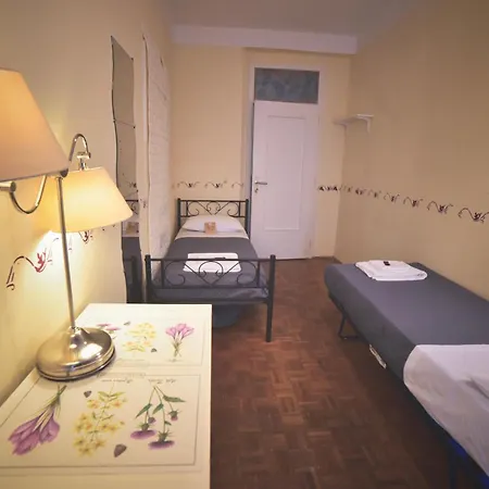 Barcolana Hostel 公寓 的里雅斯特